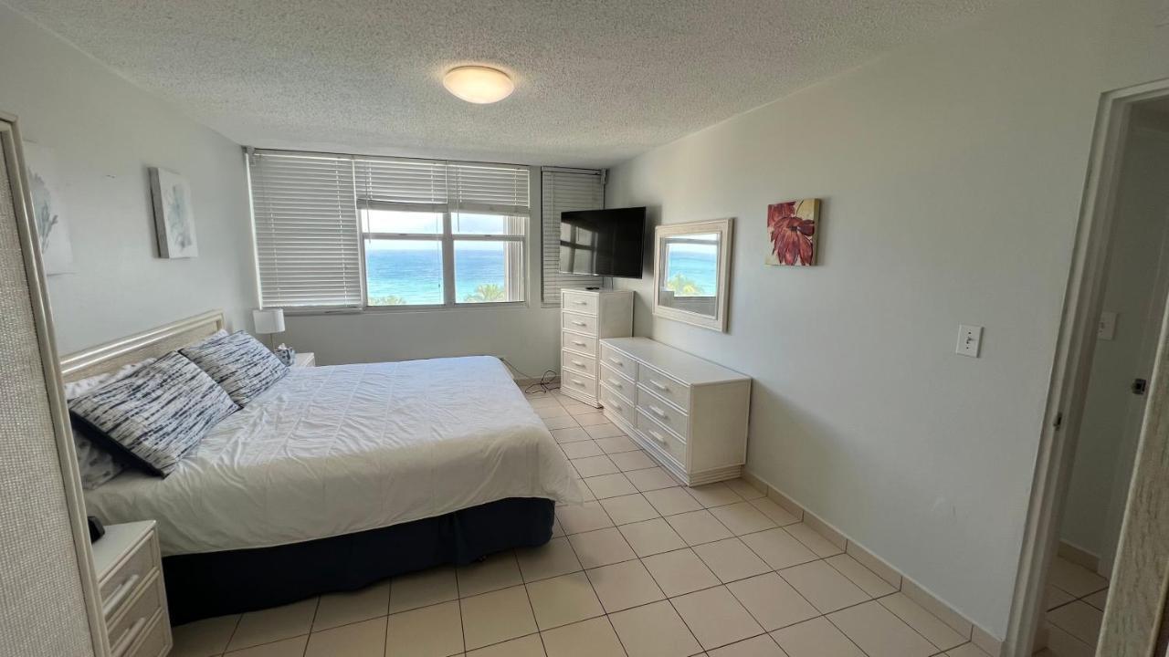 Ocean Front 2 Bedroom & Bath In Isla Verde Сан Хуан Екстериор снимка
