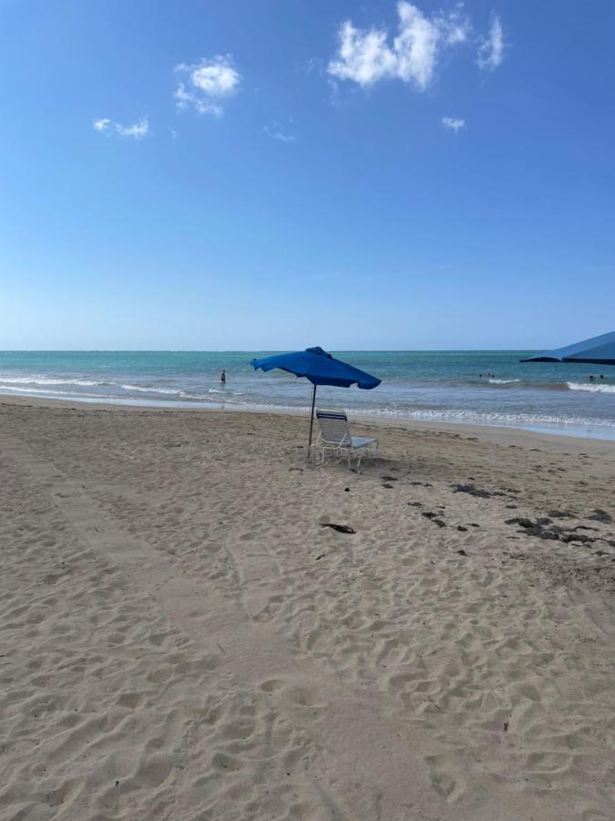 Ocean Front 2 Bedroom & Bath In Isla Verde Сан Хуан Екстериор снимка